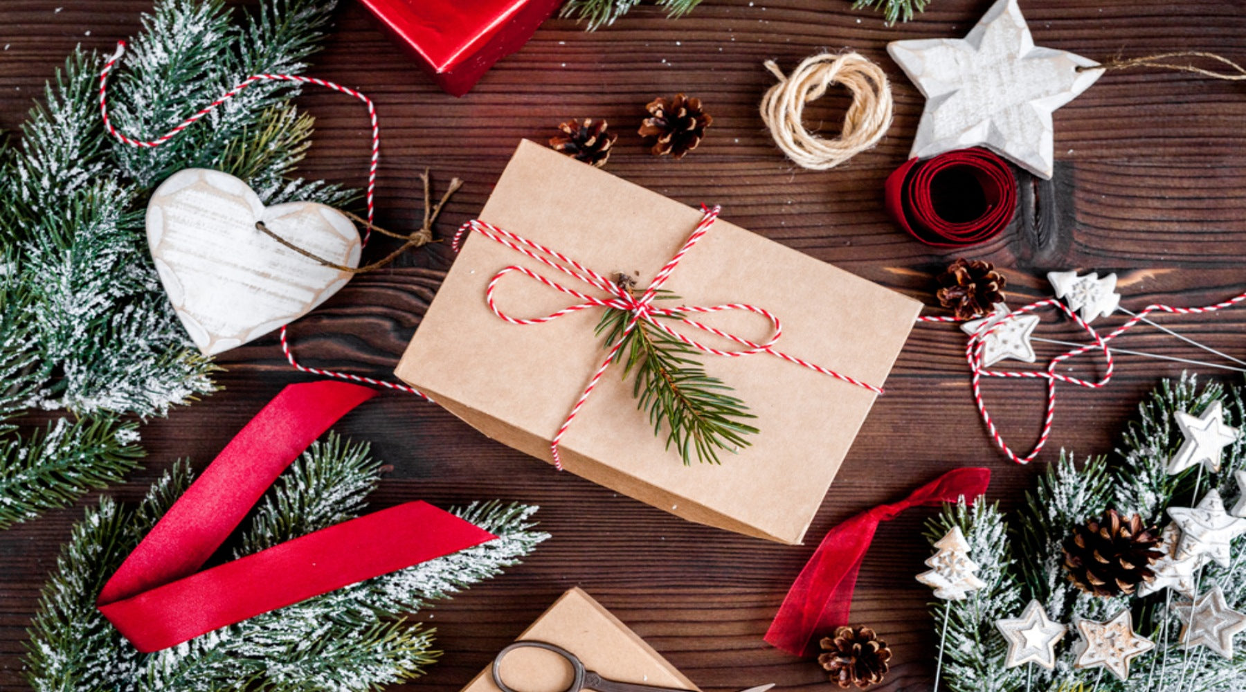 10 Novel Gift Ideas for Book Lovers