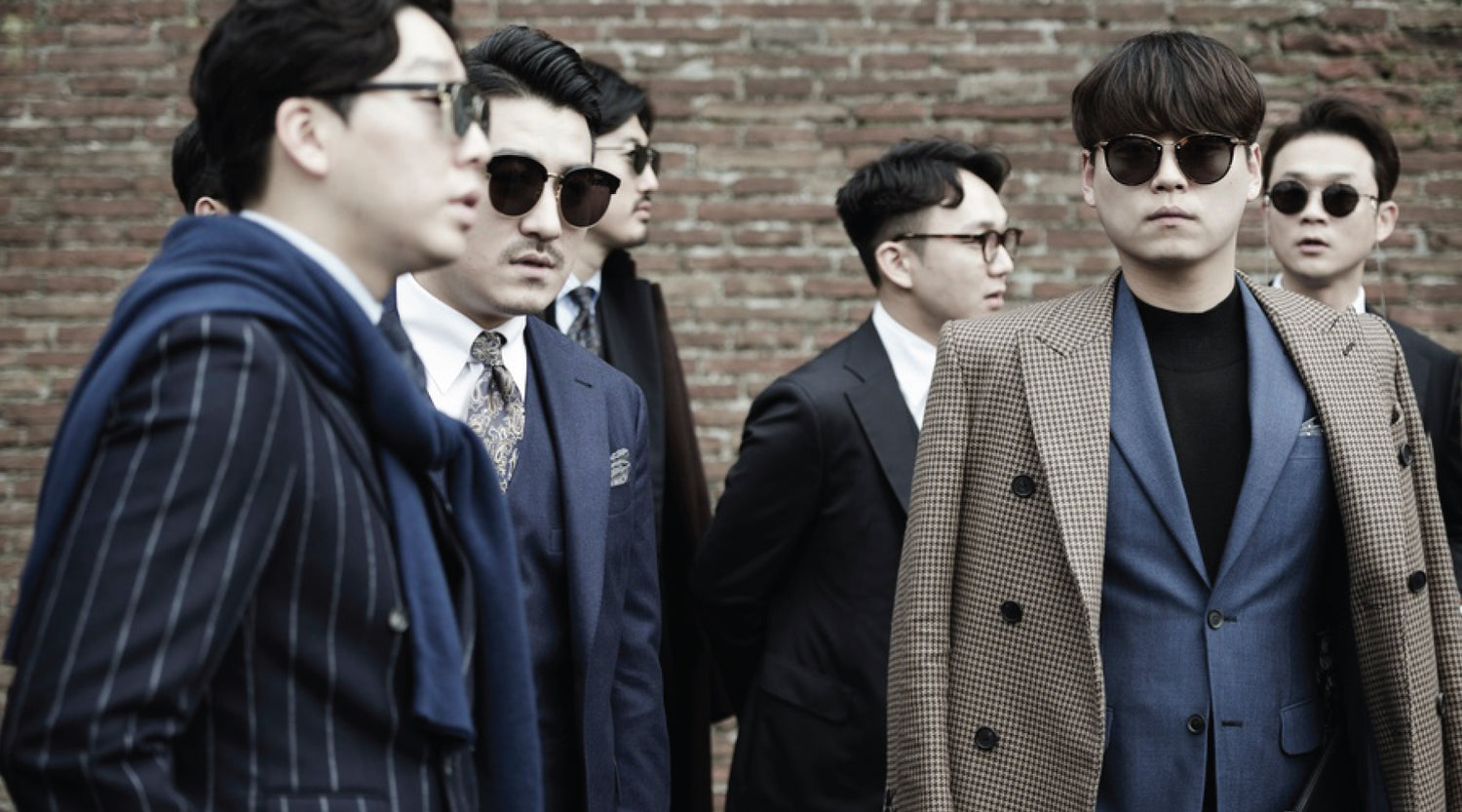 PITTI UOMO 93: Flocks of Peacocks