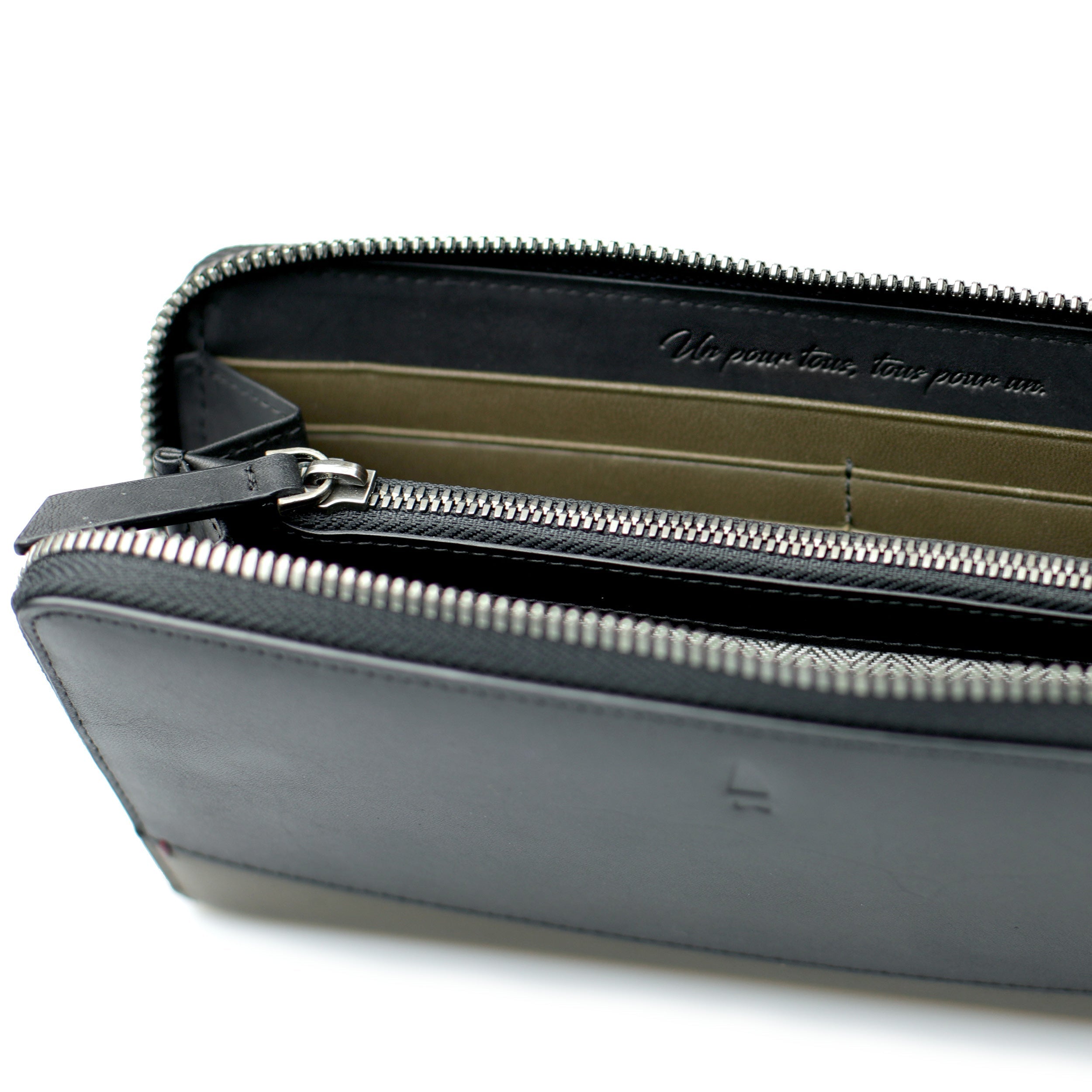 Sabine Accordion Zip Wallet - Gnome & Bow