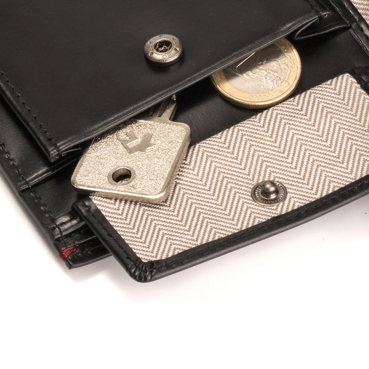 Gulliver Coin Pouch Bifold Wallet (Wax Leather | RFID)