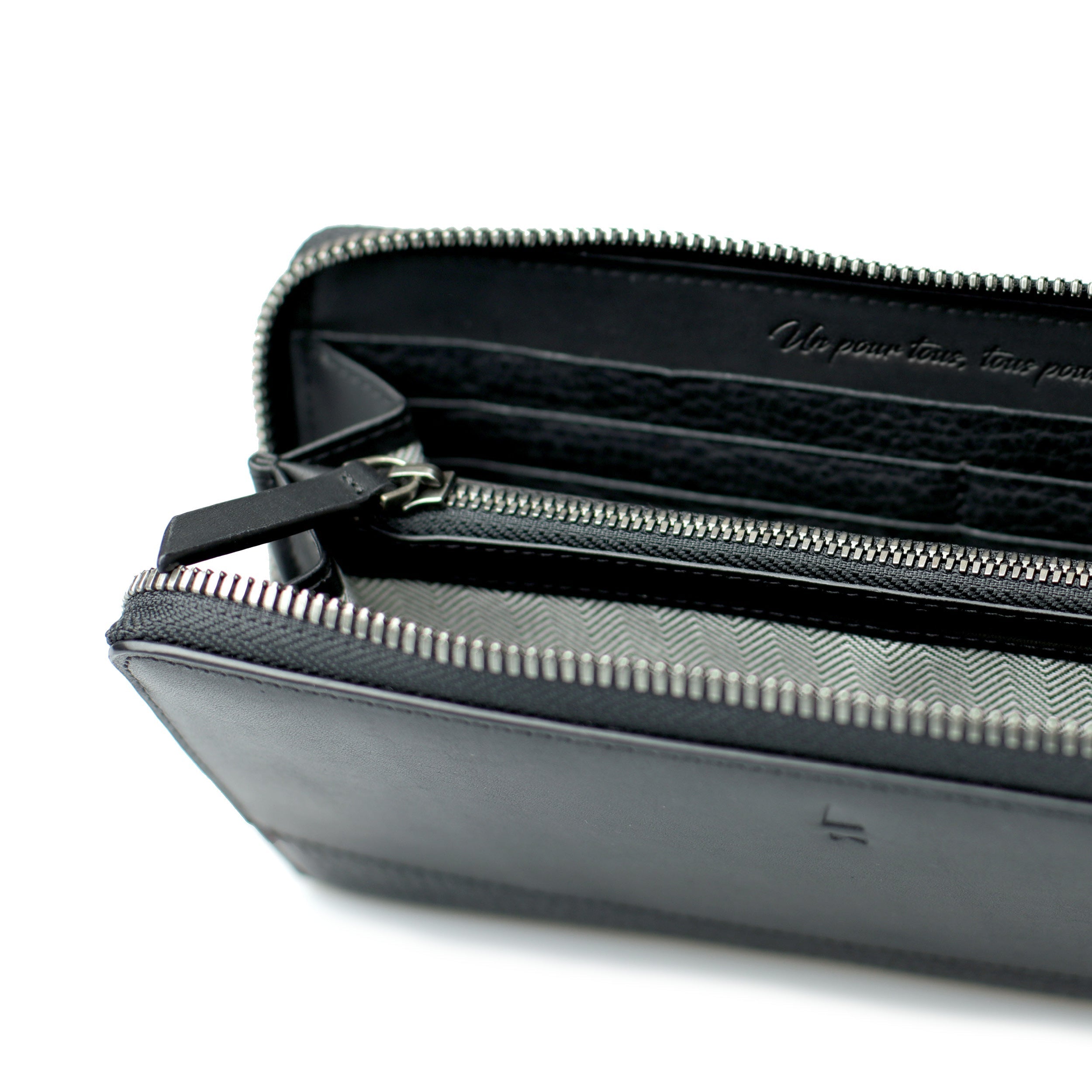 Sabine Accordion Zip Wallet - Gnome & Bow