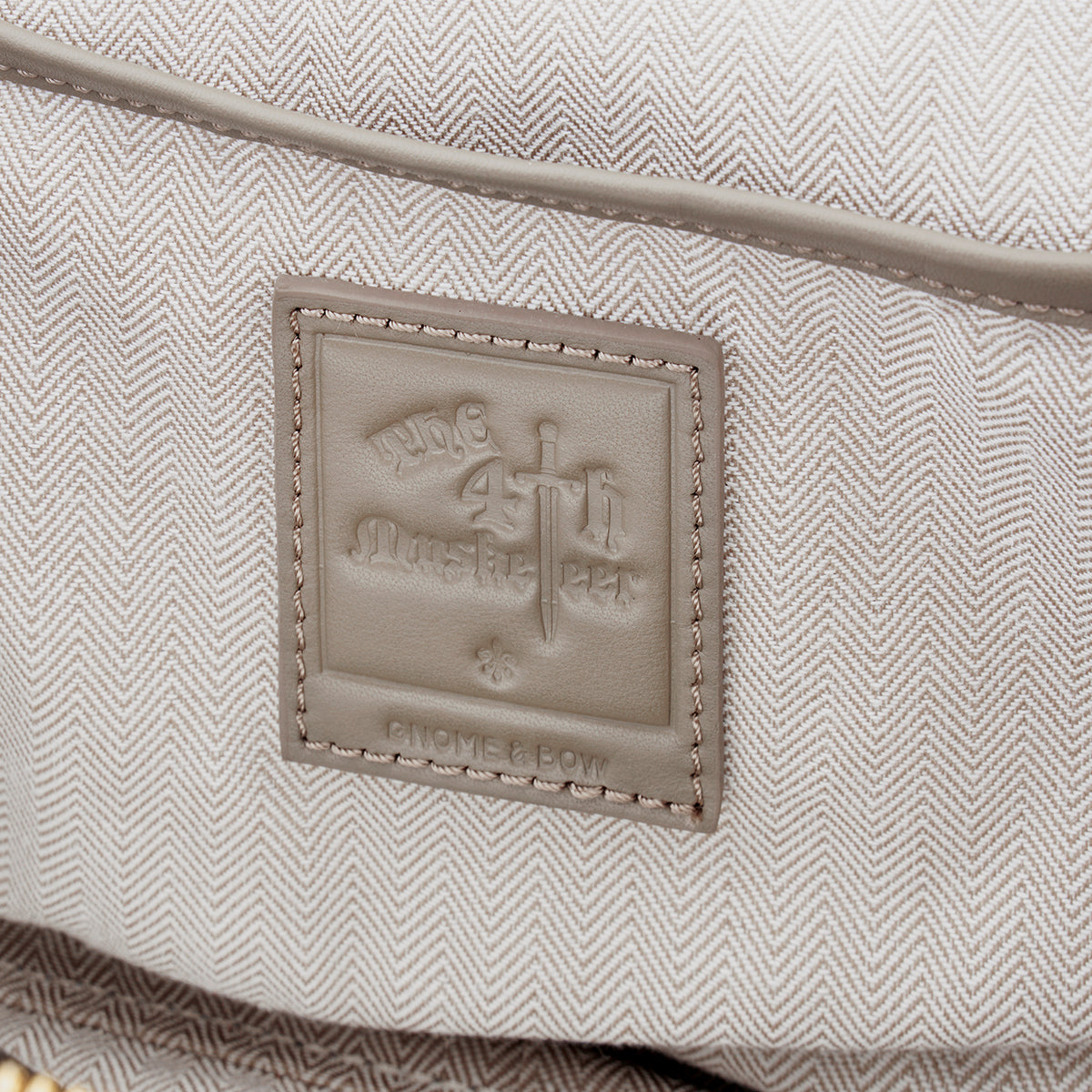 Musketeer Dryna Small Crossbody Sling Handbag (Water Resistant Nylon / USA Nappa Leather)