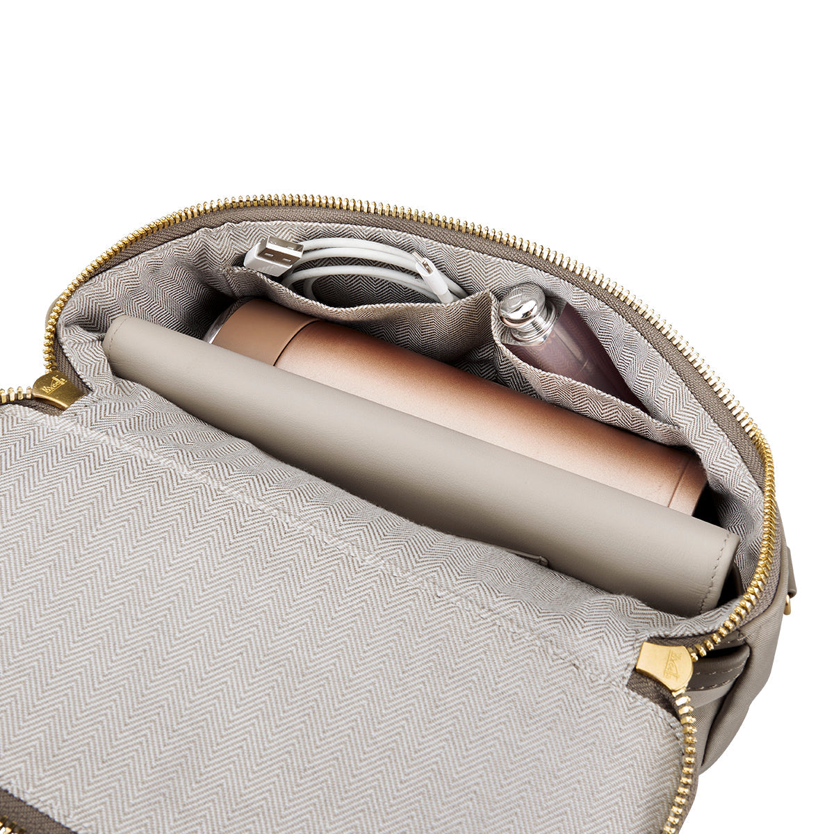 #colour_taupe grey