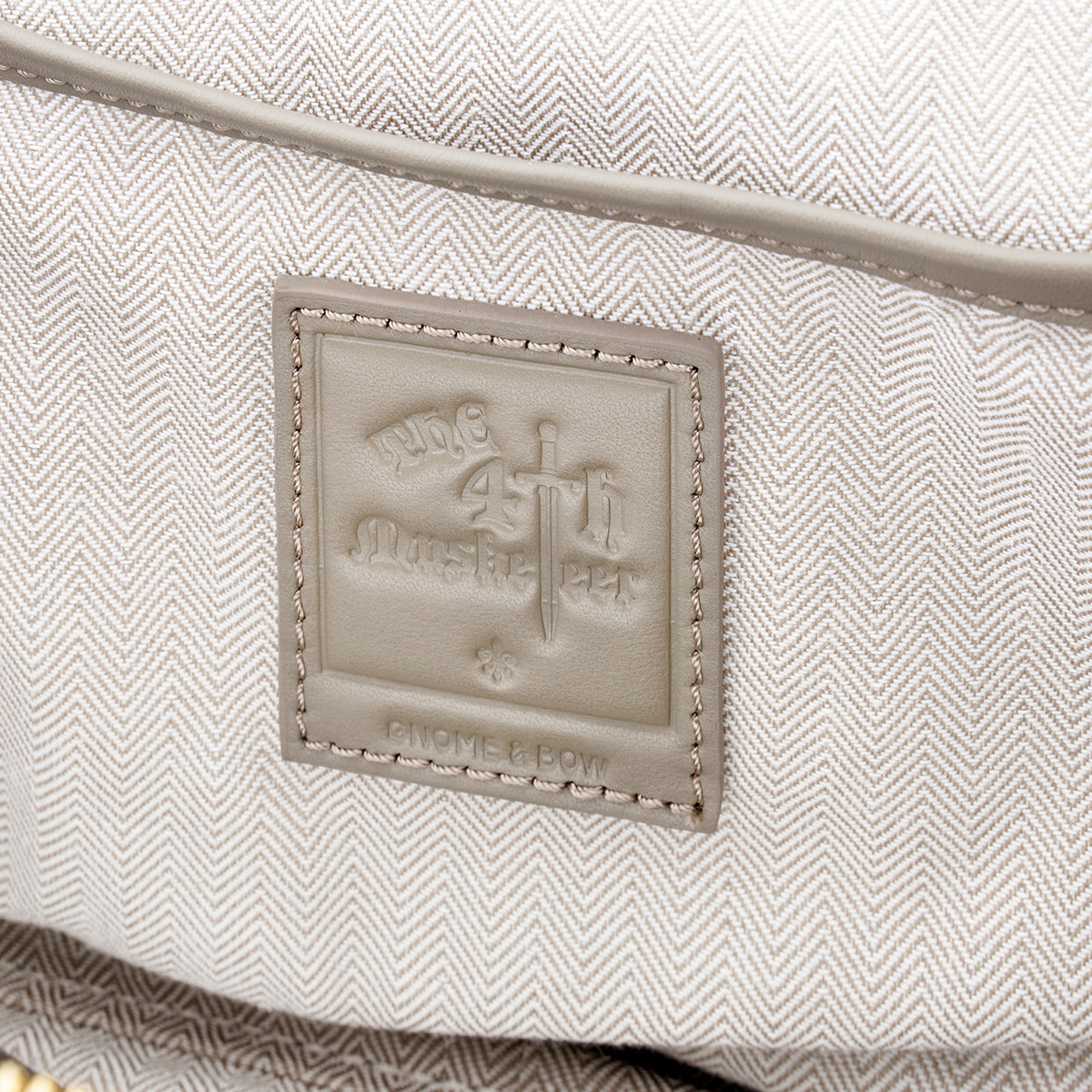 Musketeer Dryna Crossbody Sling Handbag (Water Resistant Nylon / USA Nappa Leather)